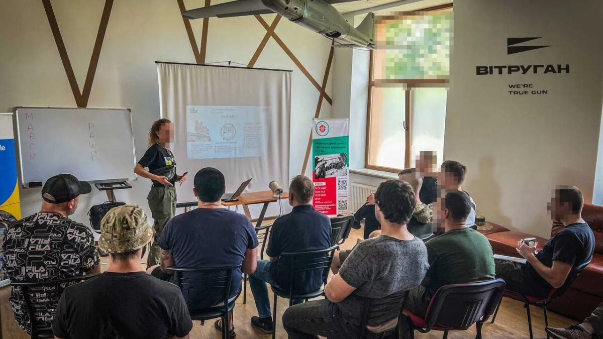 Навчання тактичній медицині в навчальному центрі ВІТРУГАН